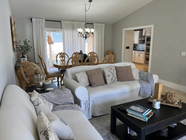 9957 Robins Nest Road Boca Raton, FL 33496 - Photo 6 of 22 Livingroom