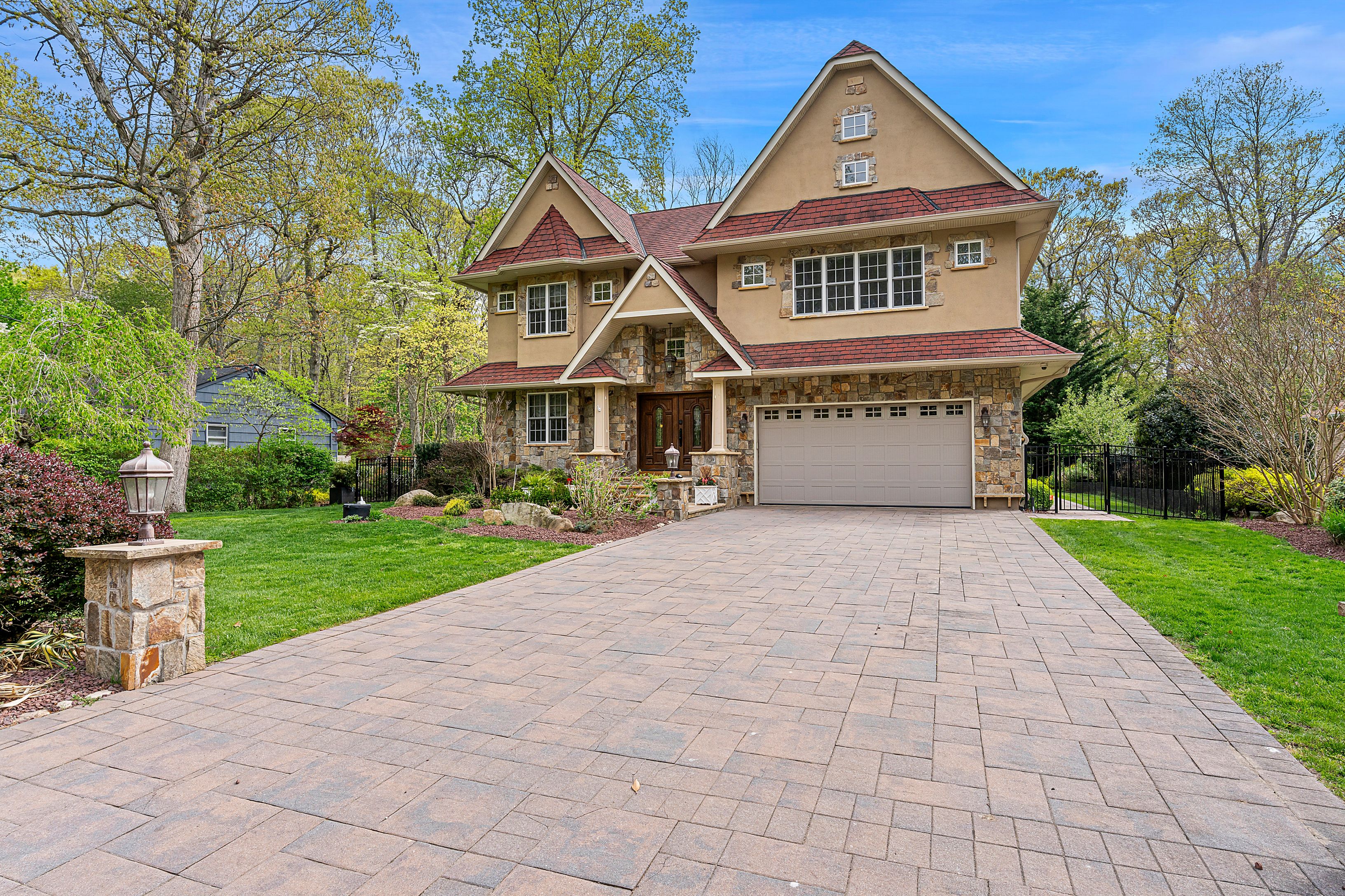 2015 Kenneys Road Southold, NY 11971 - Photo 2 of 21