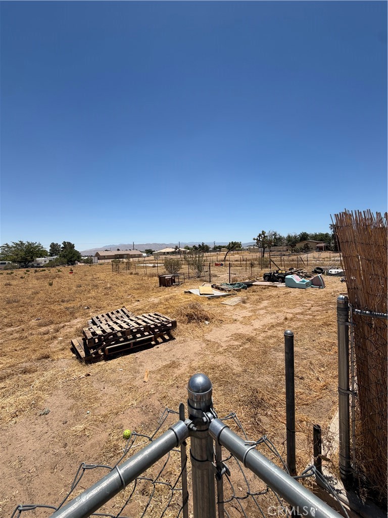 10623 4th Hesperia, CA 92345 - Photo 28 of 54