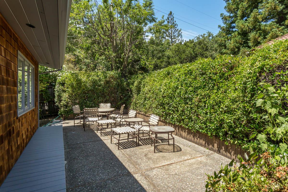 1185 Cañada Road Woodside, CA 94062 - Photo 17 of 22 Gallery Image 17
