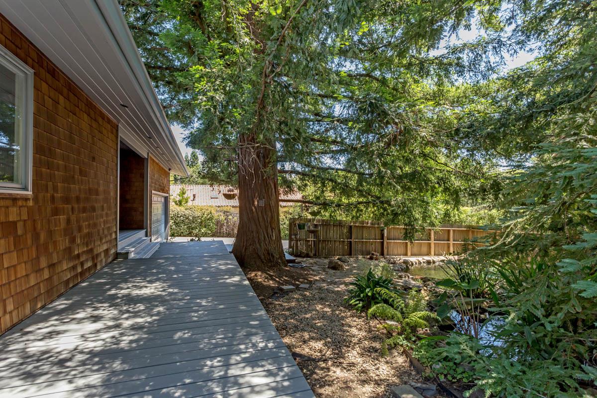1185 Cañada Road Woodside, CA 94062 - Photo 21 of 22 Gallery Image 21