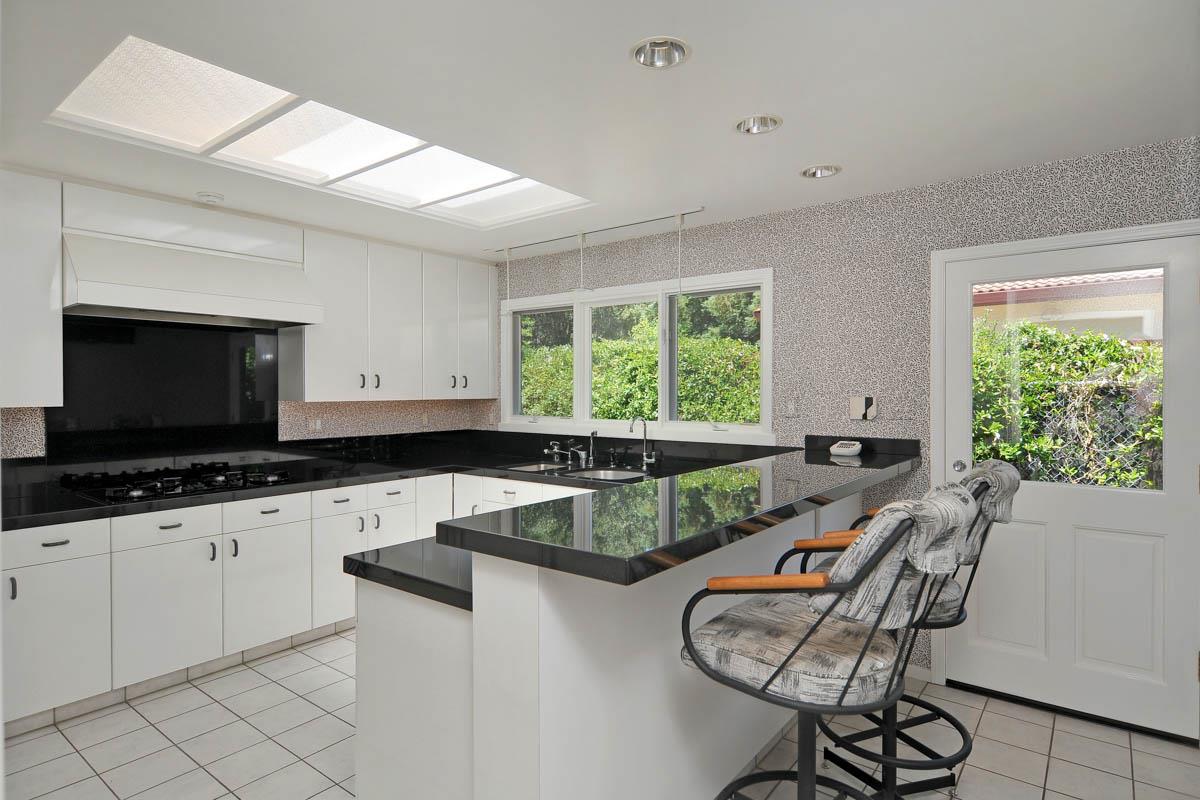 1185 Cañada Road Woodside, CA 94062 - Photo 5 of 22 Gallery Image 5