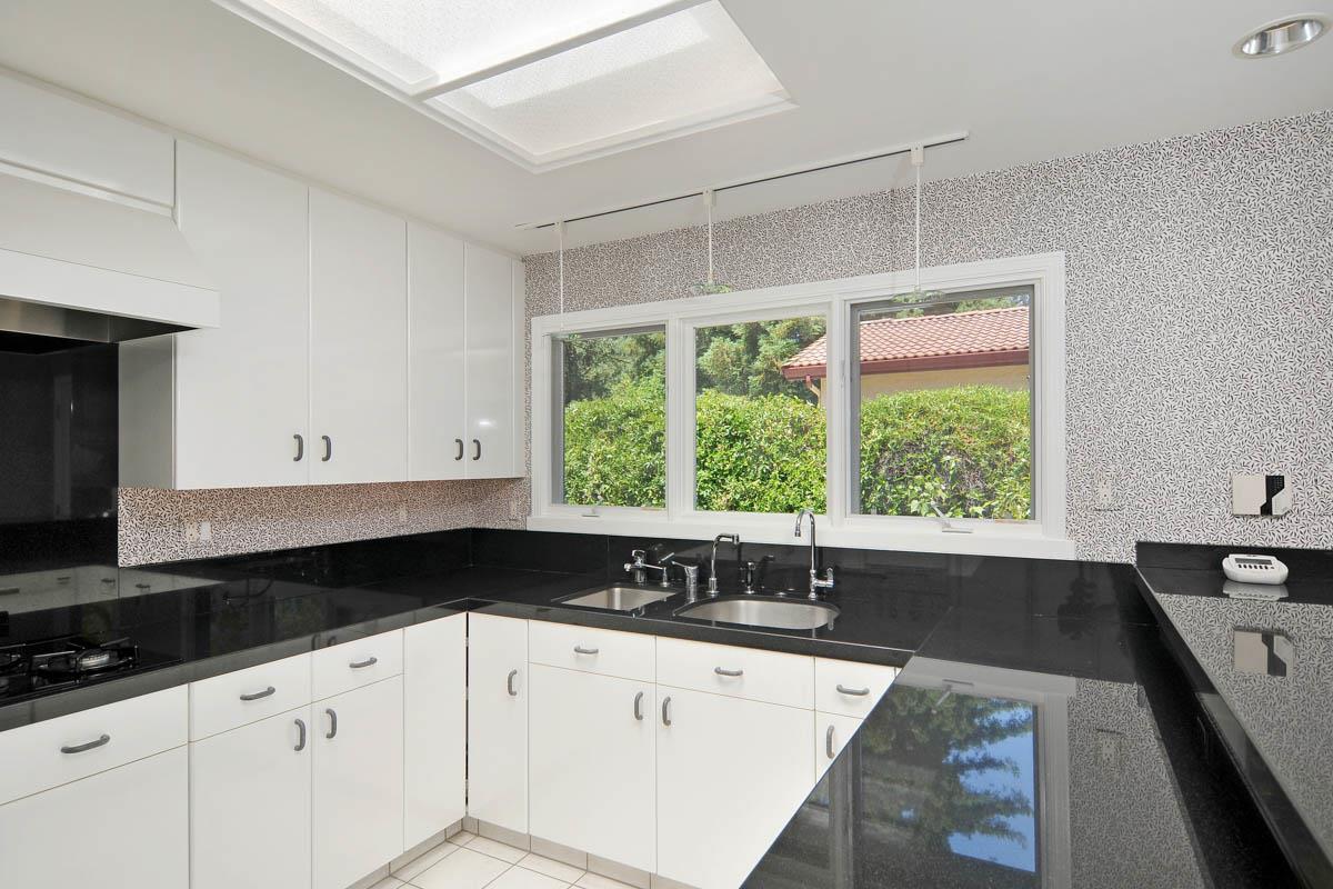 1185 Cañada Road Woodside, CA 94062 - Photo 6 of 22 Gallery Image 6