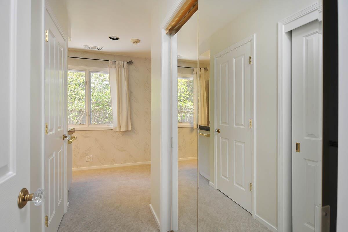 1185 Cañada Road Woodside, CA 94062 - Photo 8 of 22 Gallery Image 8