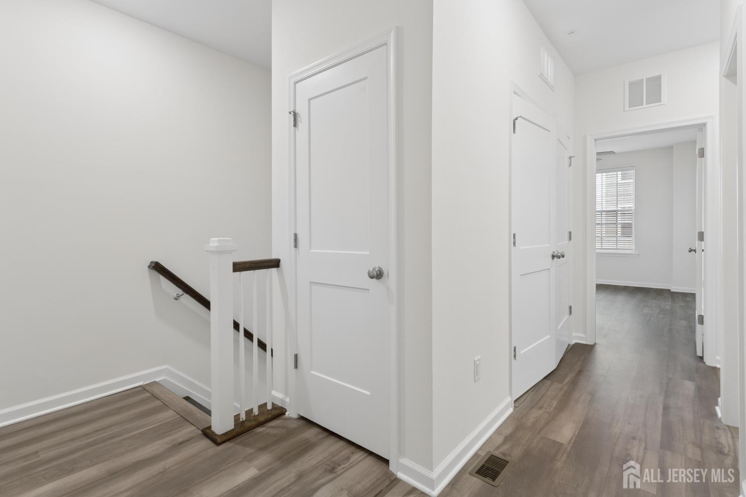 718 Station Road Dunellen, NJ 08812 - Photo 21 of 40 Gallery Image 21