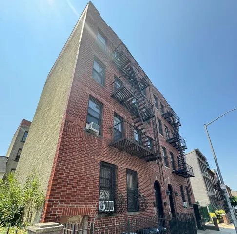 $2,450,000 | 246 15th Street | Park Slope