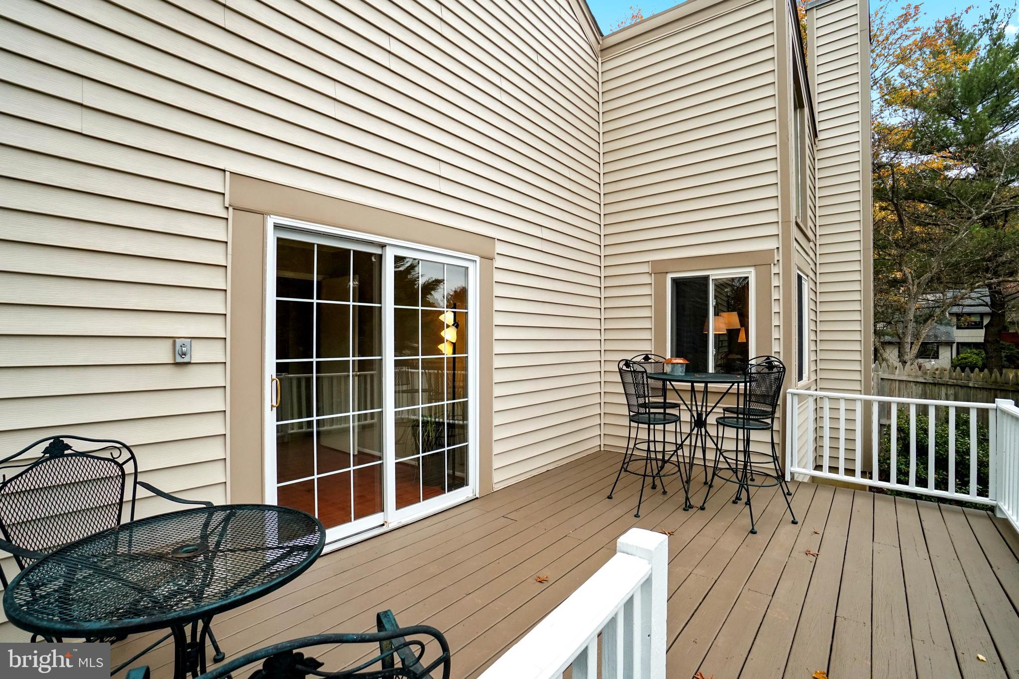 17417 Collier Way Poolesville, MD 20837 - Photo 8 of 53 Private deck area