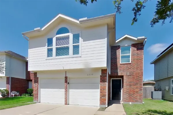 $1,959 | 8515 Bartletts Harbor Court, Houston, TX 77040