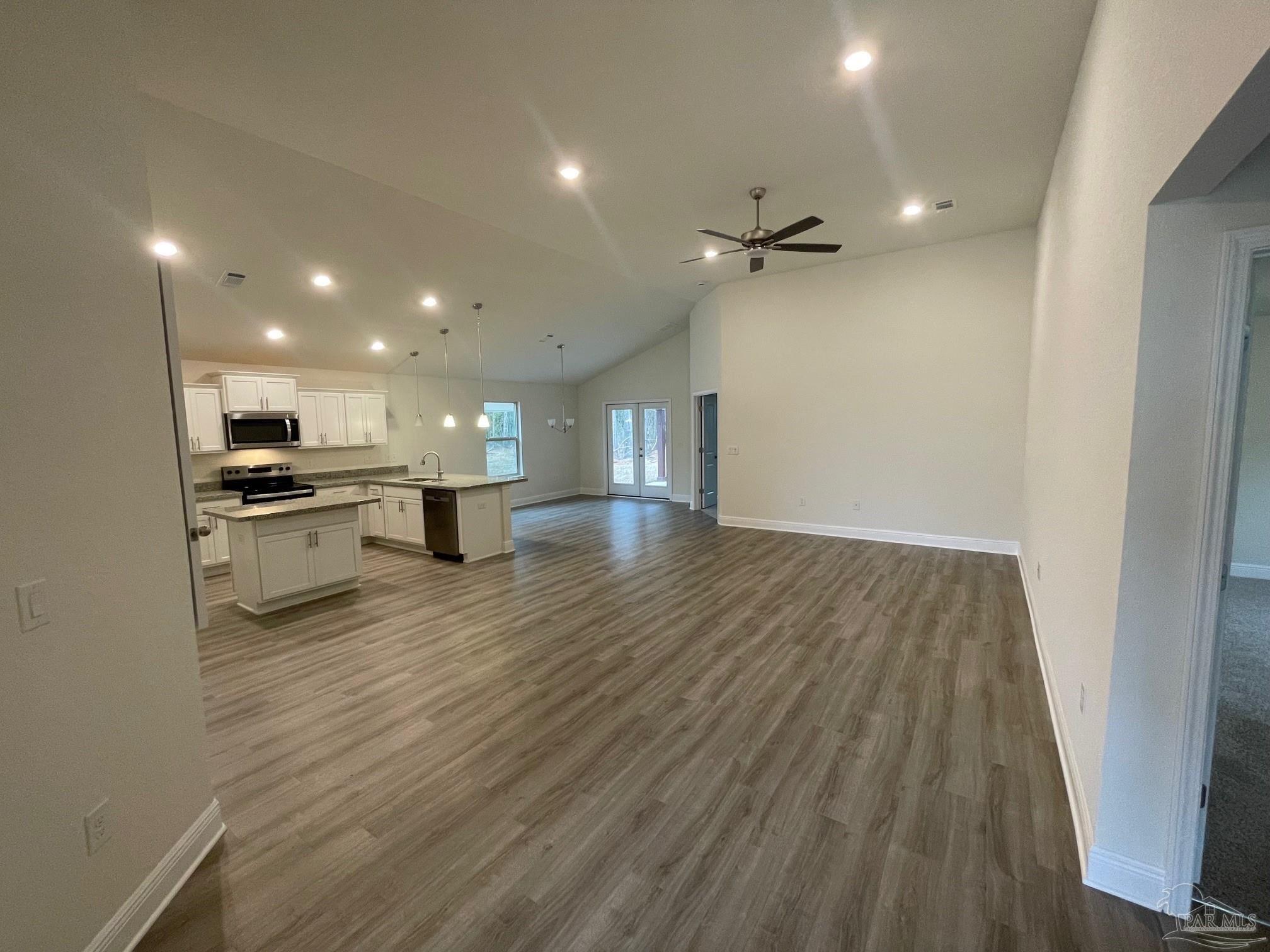 5447 Cherub Circle Milton, FL 32583 - Photo 5 of 7