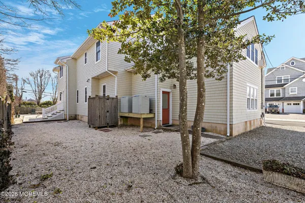 $2,750,000 | 923 Barnegat Lane, Mantoloking, NJ 08738