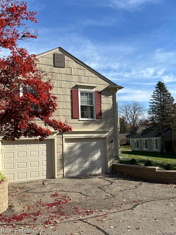 1427 Lantern Lane, Unit 35 Rochester Hills, MI 48306 - Photo 35 of 55