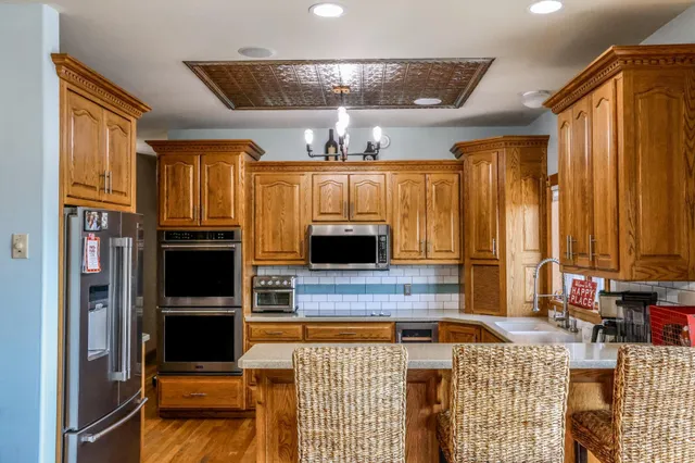 $1,399,900 | 2131 Memory Lane, Detroit Lakes, MN 56501