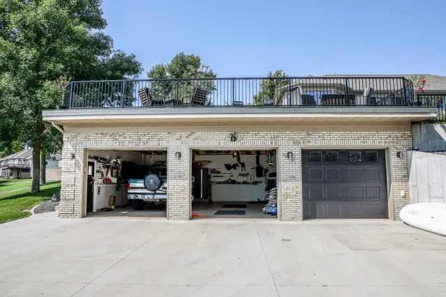 $1,399,900 | 2131 Memory Lane, Detroit Lakes, MN 56501