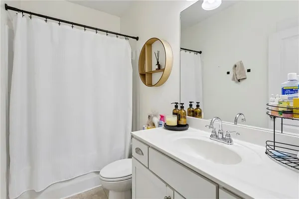 $435,000 | 4006 Glendianne Way, Powder Springs, GA 30127