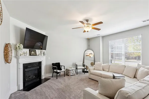 $435,000 | 4006 Glendianne Way, Powder Springs, GA 30127