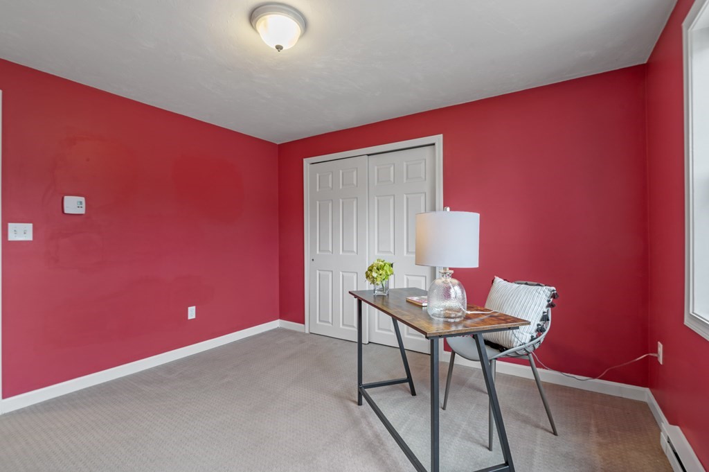 26 Temple Drive Methuen, MA 01844 - Photo 24 of 38 a workspace with furniture