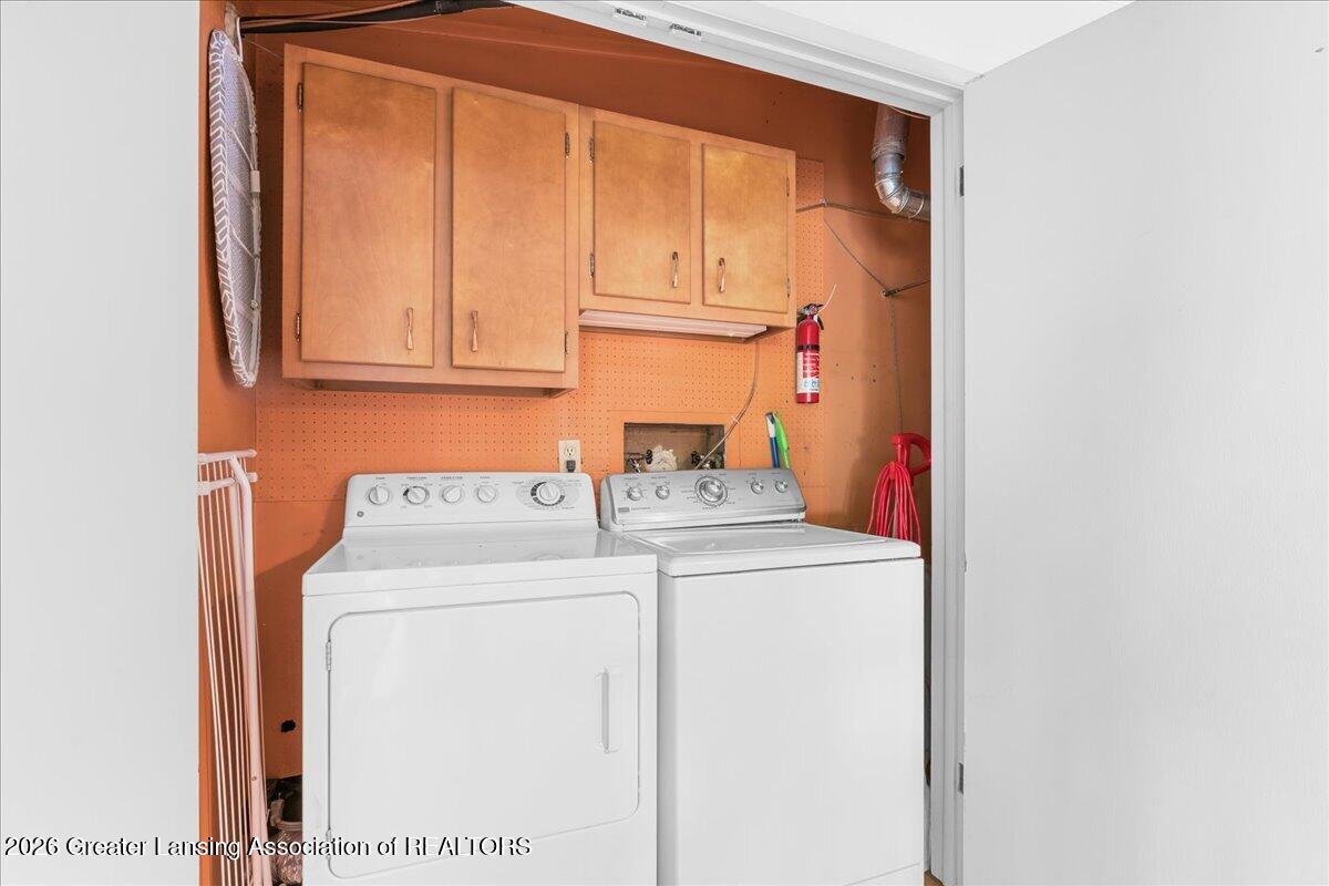5670 Buckingham Road Haslett, MI 48840 - Photo 27 of 37 32-Media Jett -31