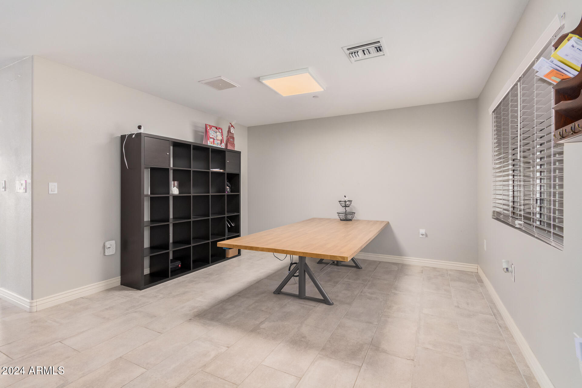 850 East Knox Road Tempe, AZ 85284 - Photo 8 of 68 Dinning Room