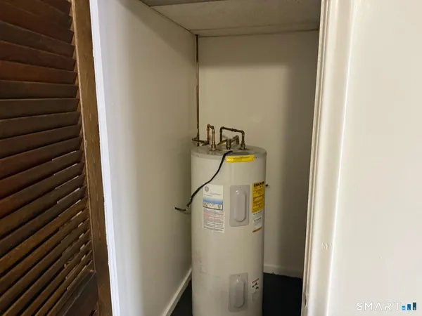 $1,900 | 1274 East Main Street, Unit D12, Meriden, CT 06450