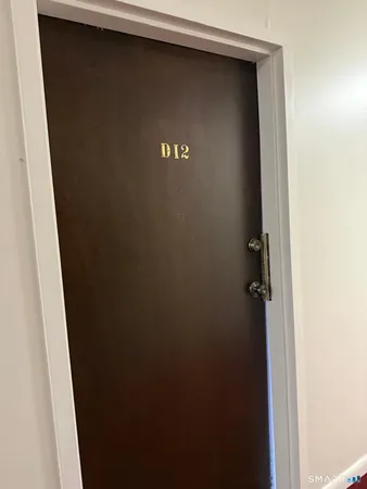 $1,900 | 1274 East Main Street, Unit D12, Meriden, CT 06450