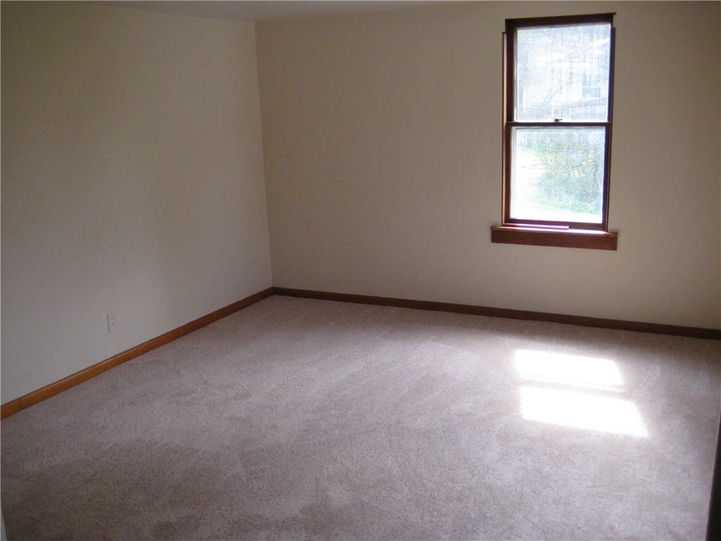 435 North Ben Franklin Road Indiana, PA 15701 - Photo 3 of 11 LIVING ROOM