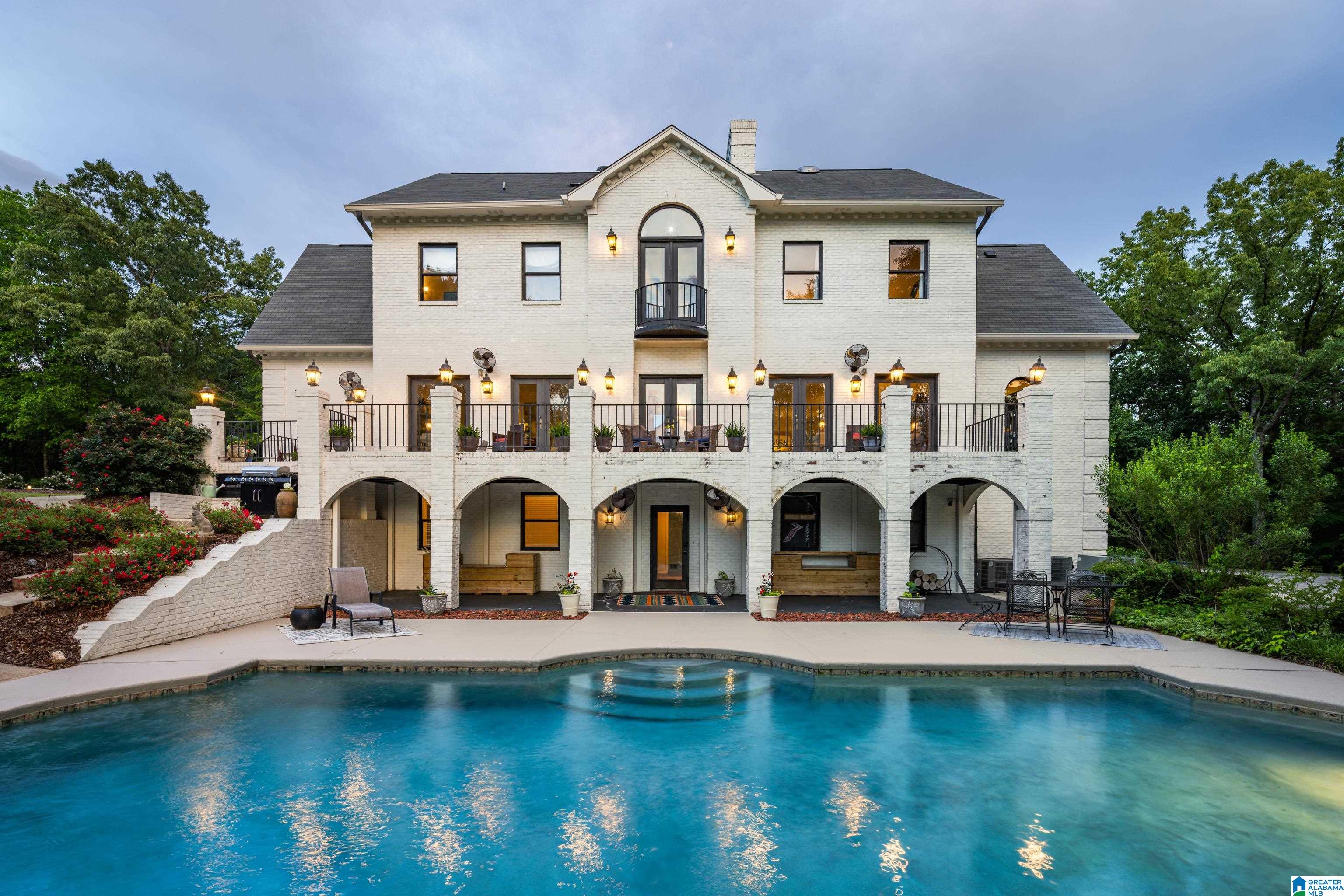 5750 Lake Side Road Leeds, AL 35094 - Photo 1 of 100