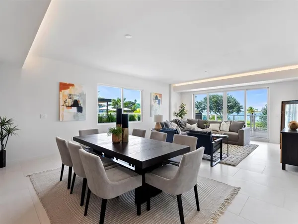 $2,300,000 | 1020 Sunset Point Road, Unit 103, Clearwater, FL 33755