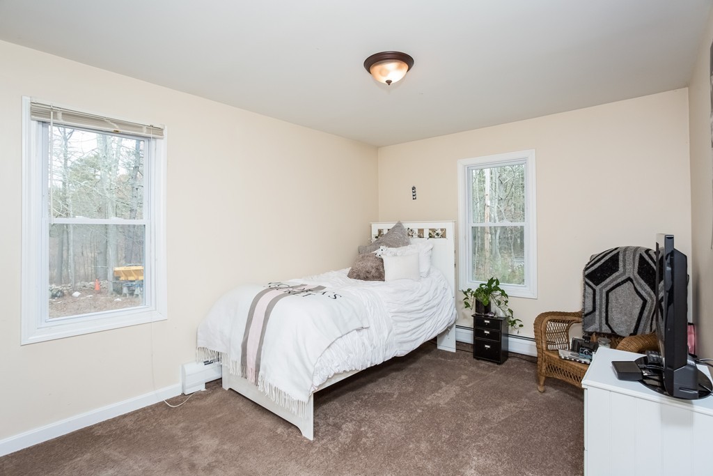 953 Walnut Plain Road Rochester, MA 02770 - Photo 15 of 28 Gallery Image 15