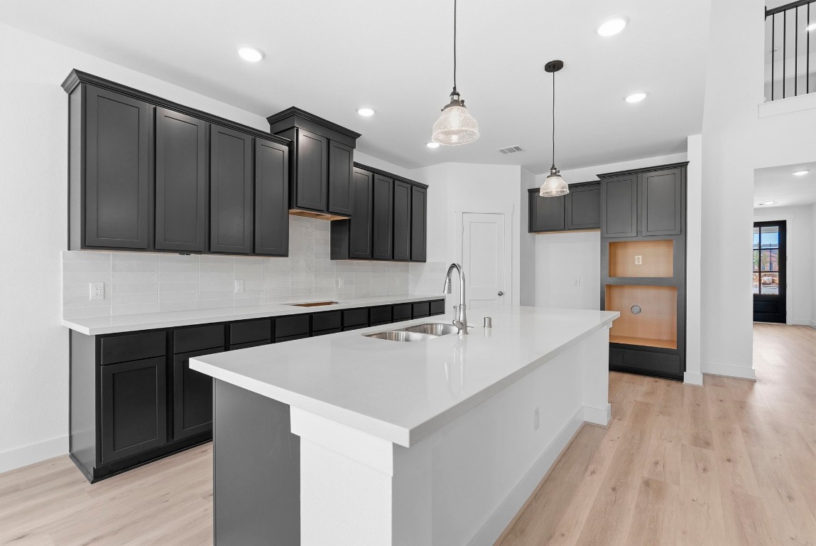 19211 Trinity Terrace Ln Spring Spring, TX 77379 - Photo 10 of 40