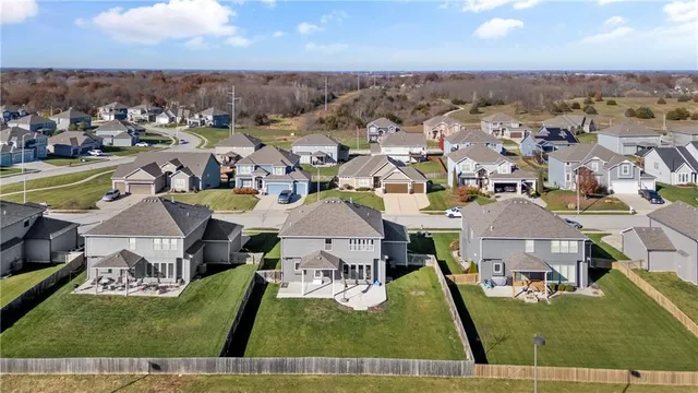 $499,000 | 1403 Northeast 108th Street, Kansas City, MO 64155