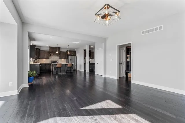 $499,000 | 1403 Northeast 108th Street, Kansas City, MO 64155