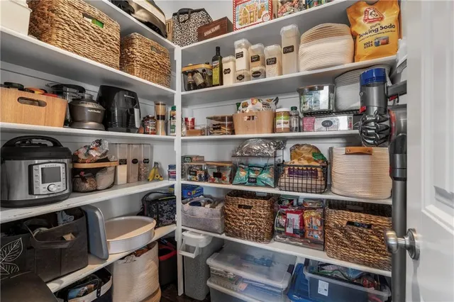 $499,000 | 1403 Northeast 108th Street, Kansas City, MO 64155