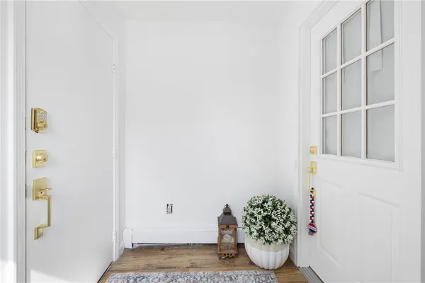 $2,500 | 45 E Street, Bristol, RI 02809