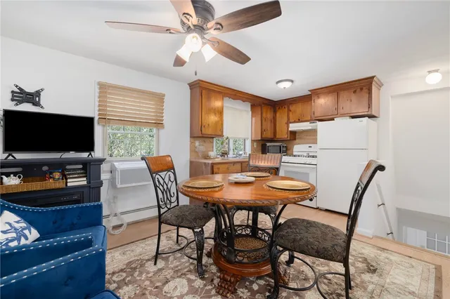 $2,500 | 45 E Street, Bristol, RI 02809