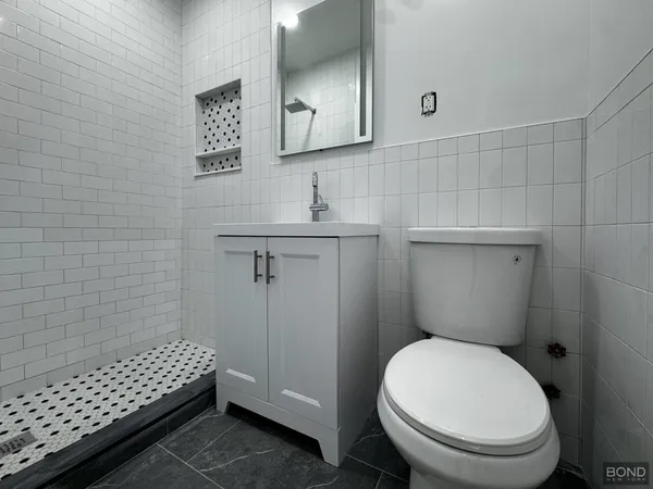 $4,750 | 461 4th Avenue, Unit 3 | Park Slope