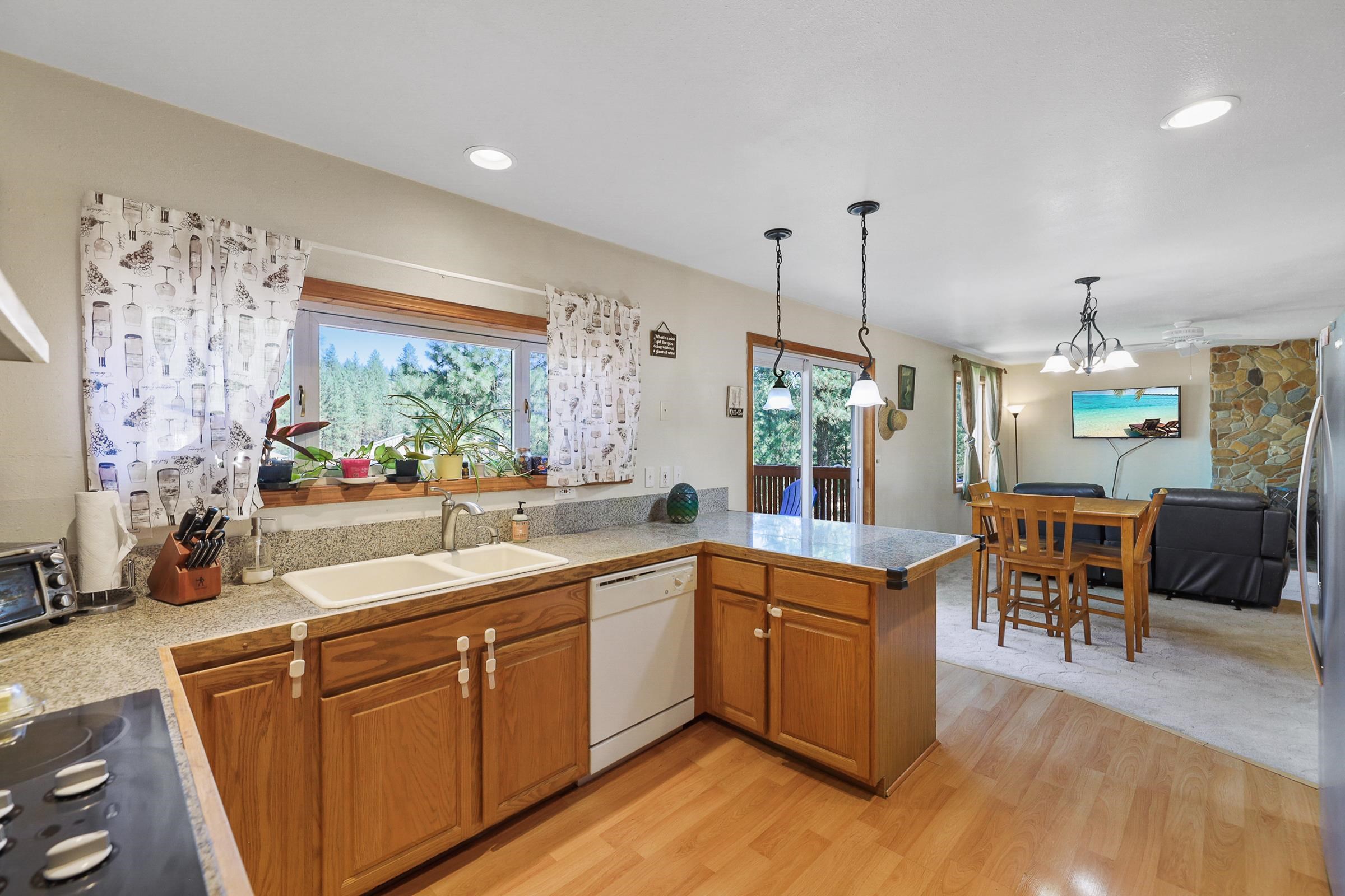 11606 West 7 Mile Road Spokane, WA 99224 - Photo 11 of 39 Gallery Image 11