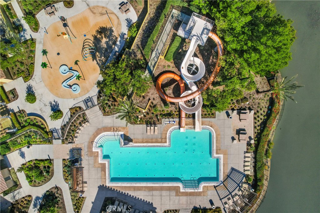 29594 Chelton Way Menifee, CA 92584 - Photo 47 of 48 with green and white wall with outdoor space