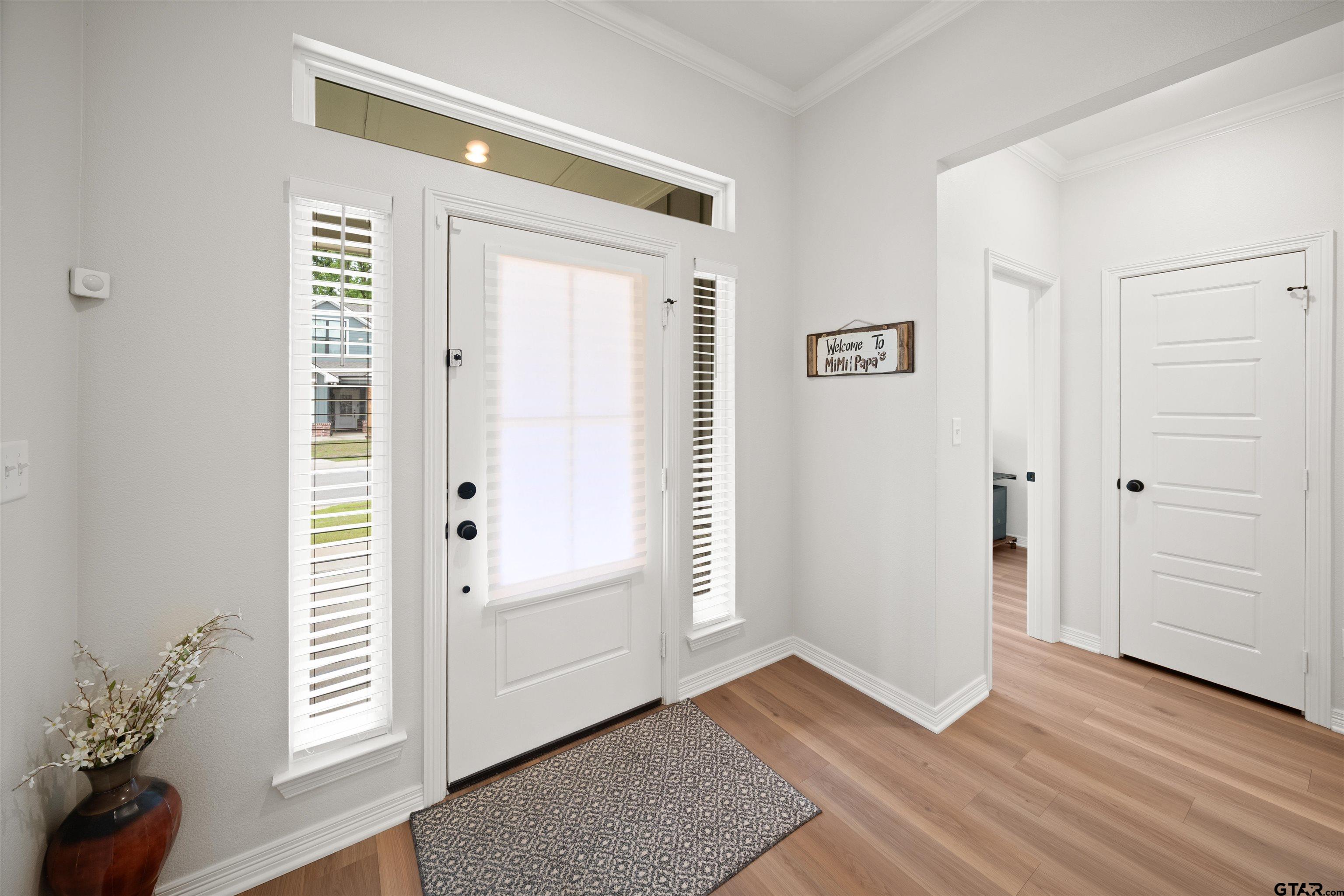 3057 Royal Gdn Road Tyler, TX 75701 - Photo 2 of 29