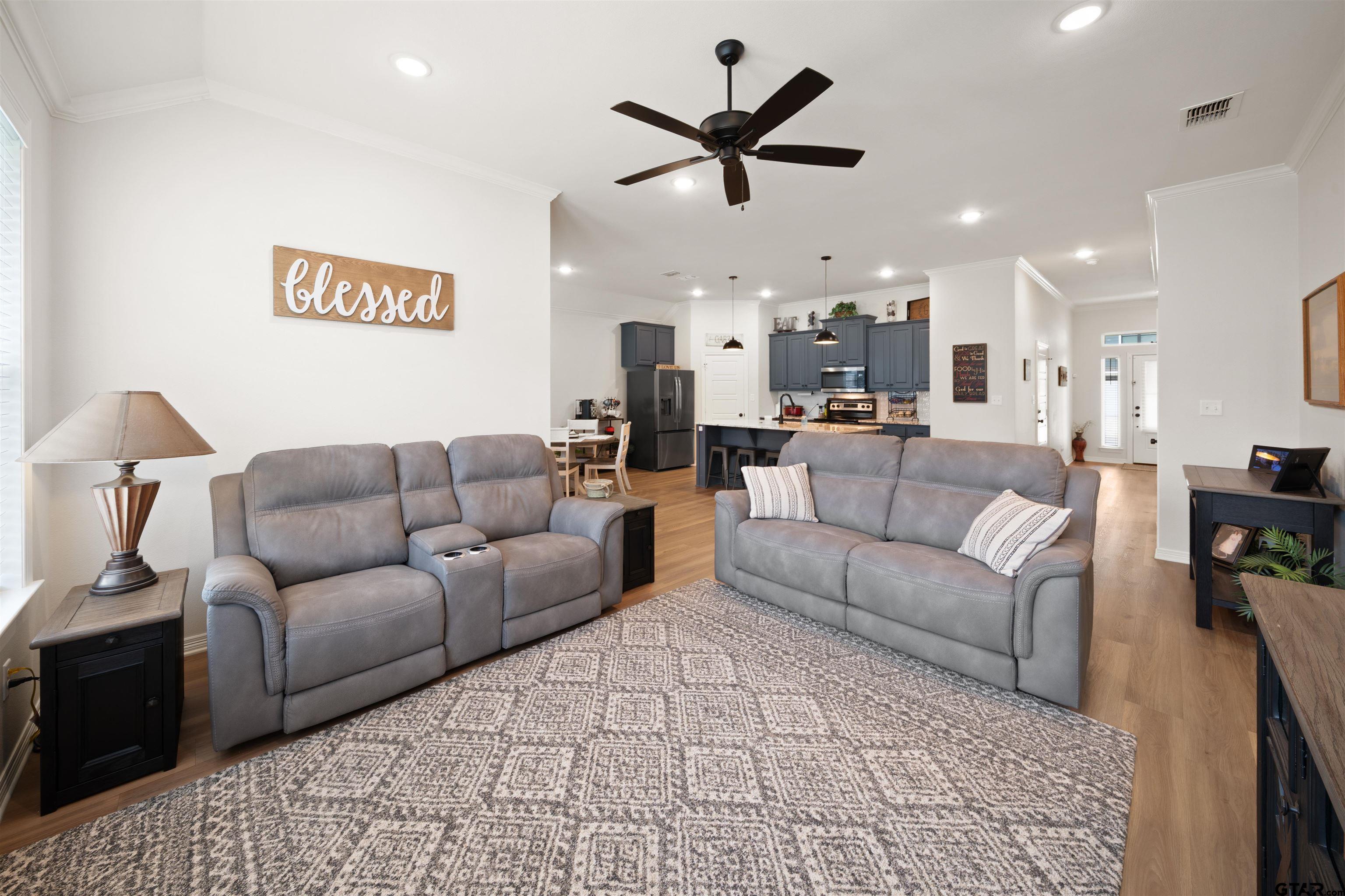 3057 Royal Gdn Road Tyler, TX 75701 - Photo 8 of 29