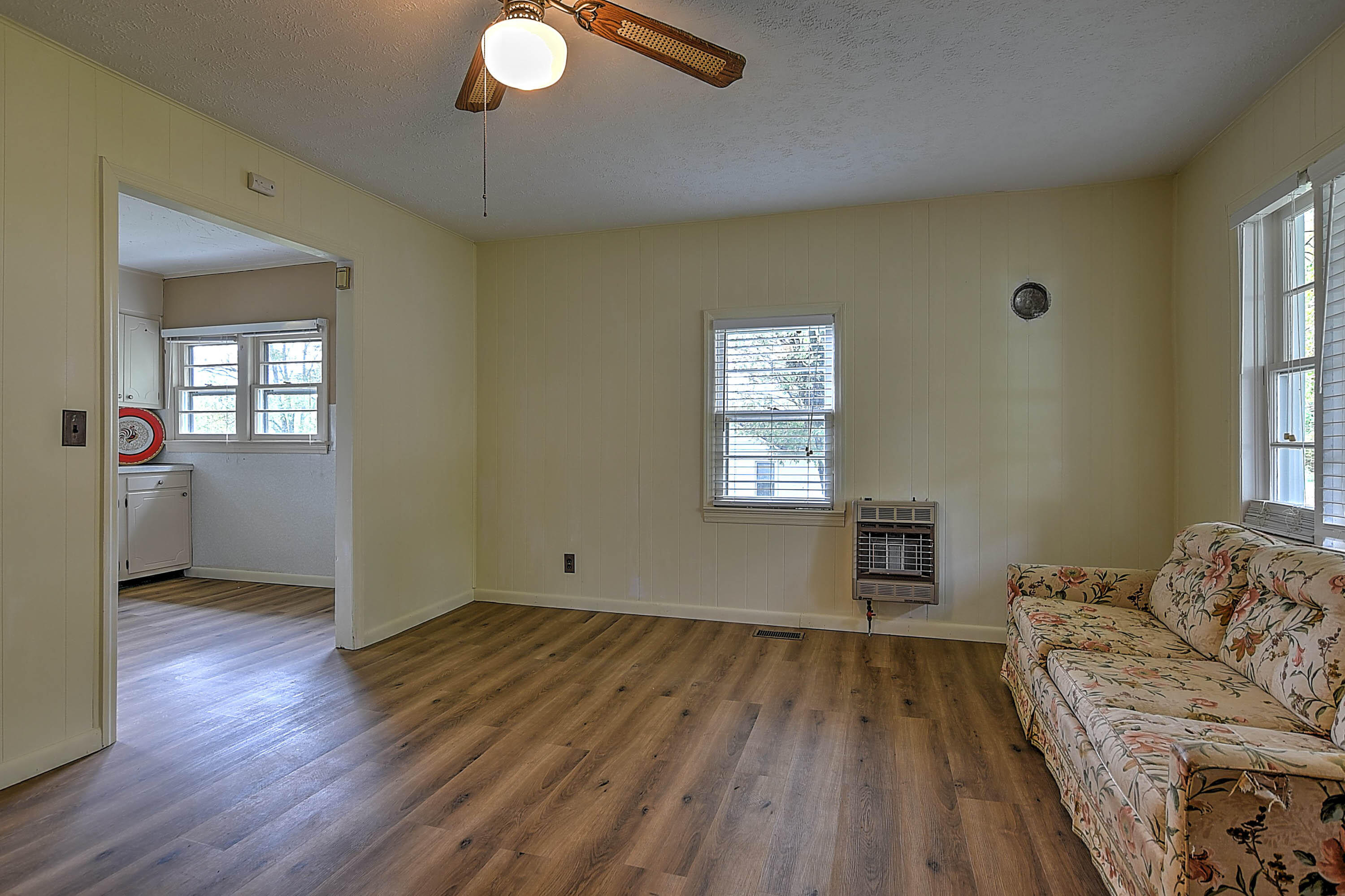 2830 Bishoptown Road Duffield, VA 24244 - Photo 4 of 33 Bishoptown-8