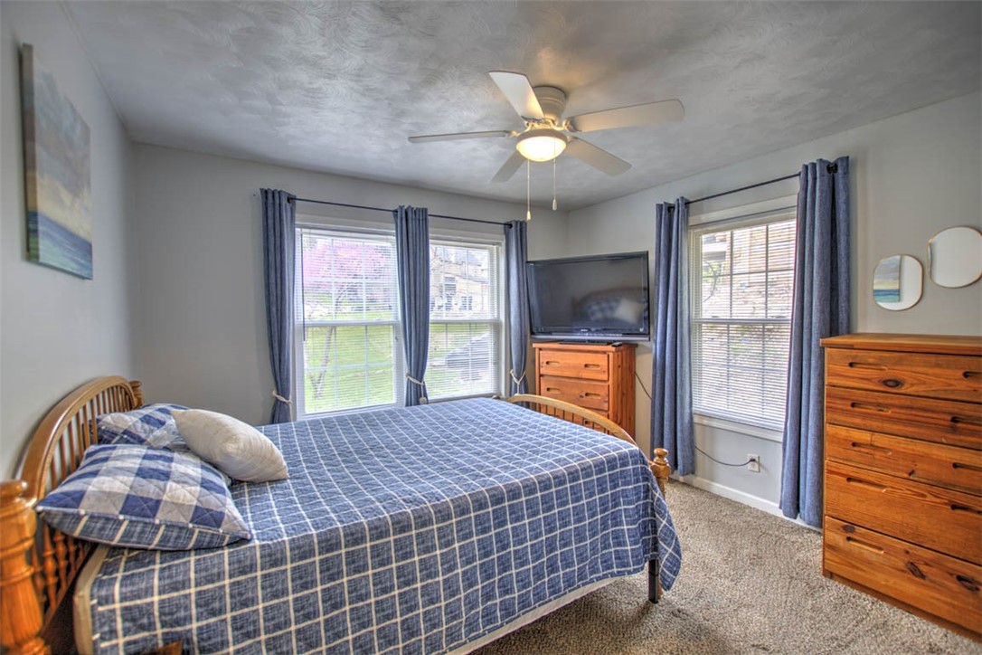 410 Lakeview Avenue Decatur, IL 62521 - Photo 17 of 37