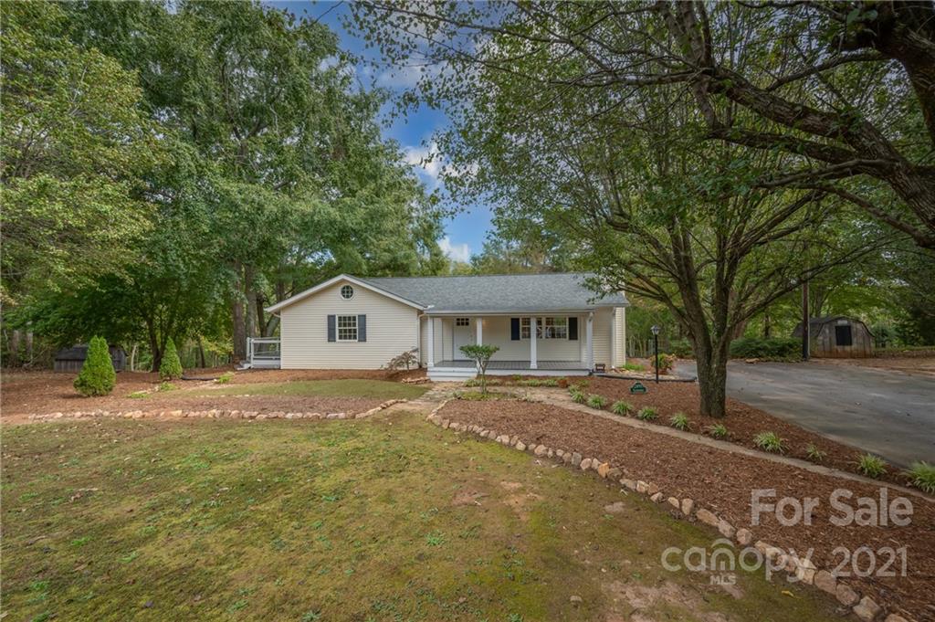 2495 South Blackstock Road, Unit 7 Landrum, SC 29356 - Photo 2 of 31 Gallery Image 2