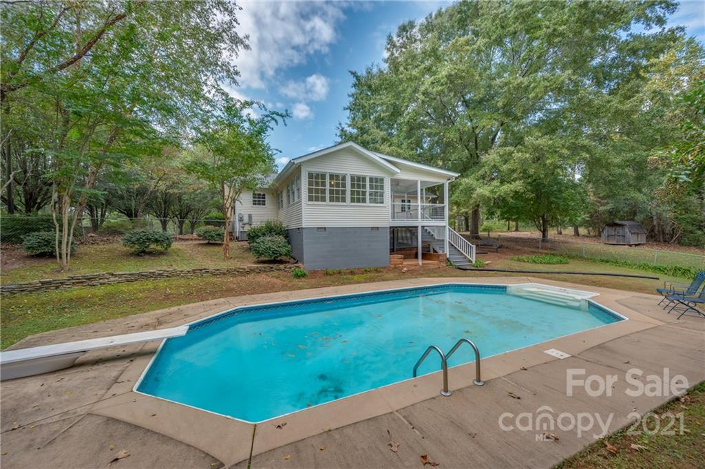 2495 South Blackstock Road, Unit 7 Landrum, SC 29356 - Photo 12 of 31 Gallery Image 12