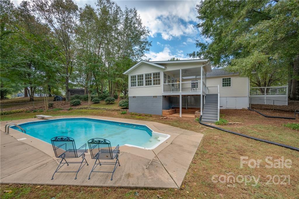 2495 South Blackstock Road, Unit 7 Landrum, SC 29356 - Photo 13 of 31 Gallery Image 13