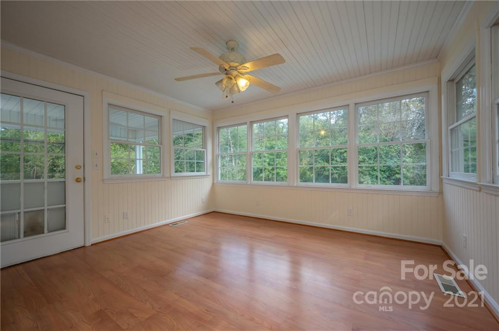 2495 South Blackstock Road, Unit 7 Landrum, SC 29356 - Photo 22 of 31 Gallery Image 22