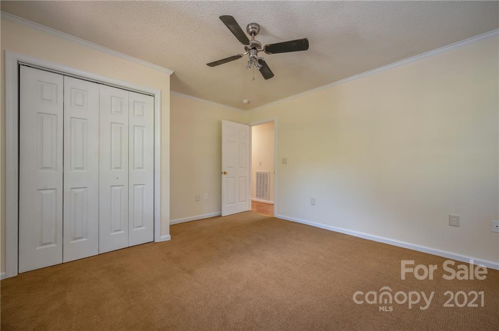 2495 South Blackstock Road, Unit 7 Landrum, SC 29356 - Photo 30 of 31 Gallery Image 30