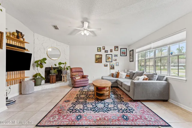 $350,000 | 1093 Hibiscus Street, Atlantic Beach, FL 32233