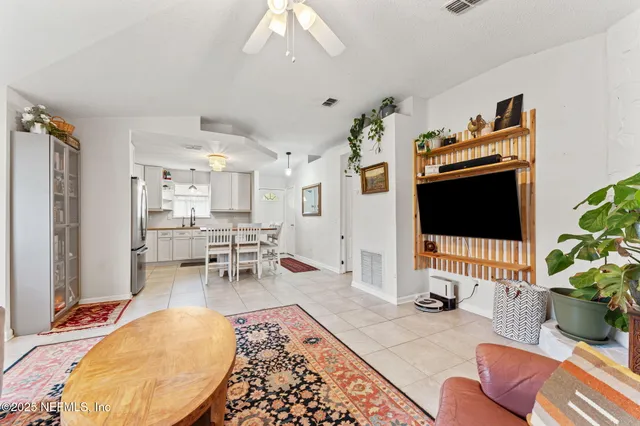 $350,000 | 1093 Hibiscus Street, Atlantic Beach, FL 32233