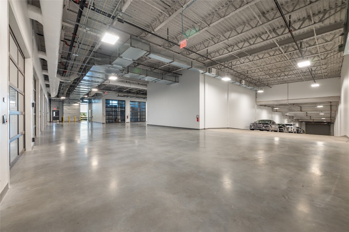 4229 North FM 620, Unit 306 Austin, TX 78734 - Photo 12 of 29 a view of a room with gym equipment