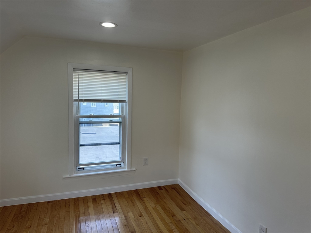 16 Wave Avenue Revere, MA 02151 - Photo 10 of 10